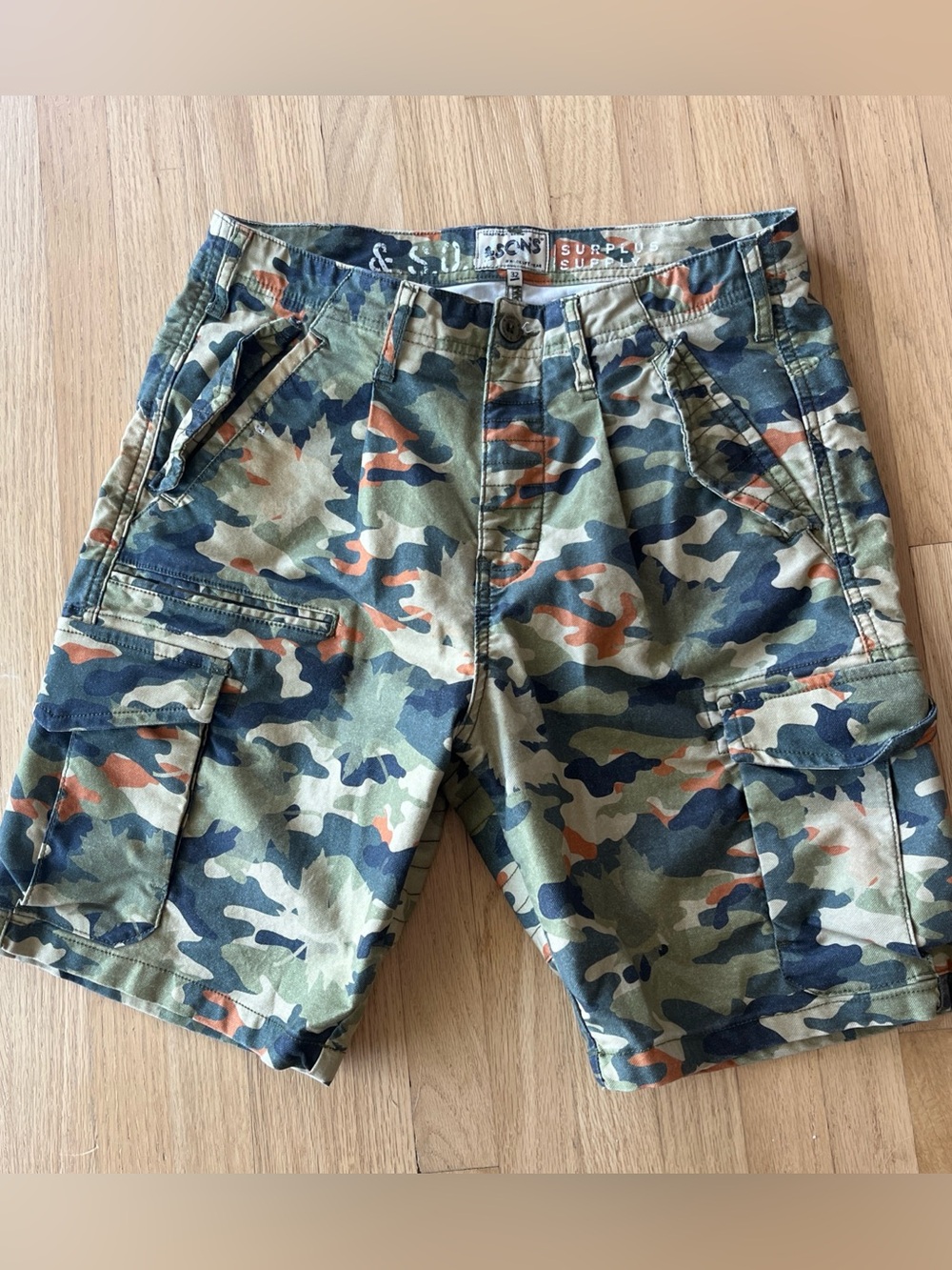 And Sons Trading Co Cargo Shorts Army Camo Worn Distressed Size 32 MSRP $316